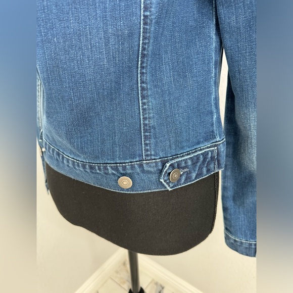 BLUE REVIVAL DENIM BLUE JACKET SO BEAUTIFUL AND PERFECT FOR ANY OCASIÓN. - Picture 9 of 11